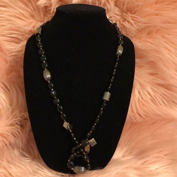 🛍Black and silver beaded necklace - Picture 3 of 3